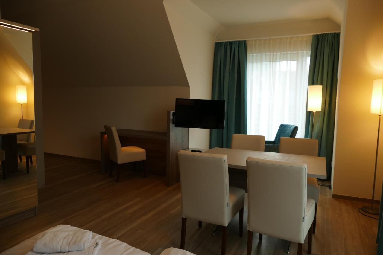 Meyn'S Apartments & Hotel Soltau Ngoại thất bức ảnh